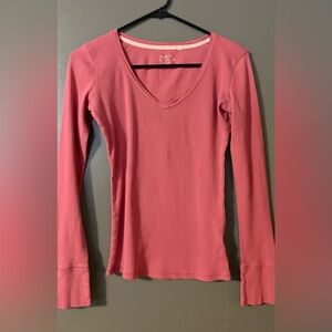 WOMENS Rose Long Sleeve V-Neck Ribbed TOP SIZE MEDIUM